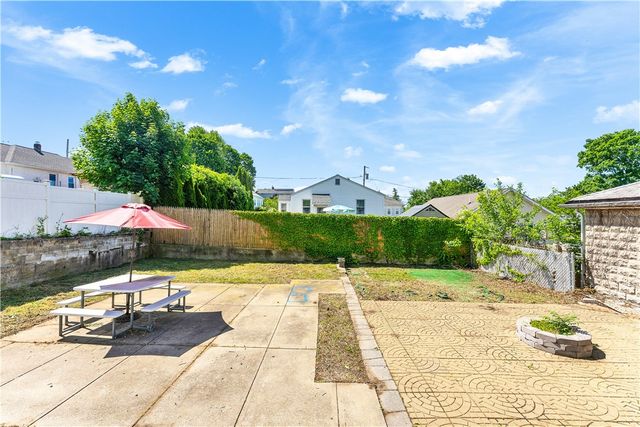 203 Farmington Avenue, Cranston, RI 02920