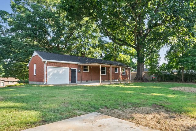 2519 Timberwood Dr, Clarksville, TN 37040