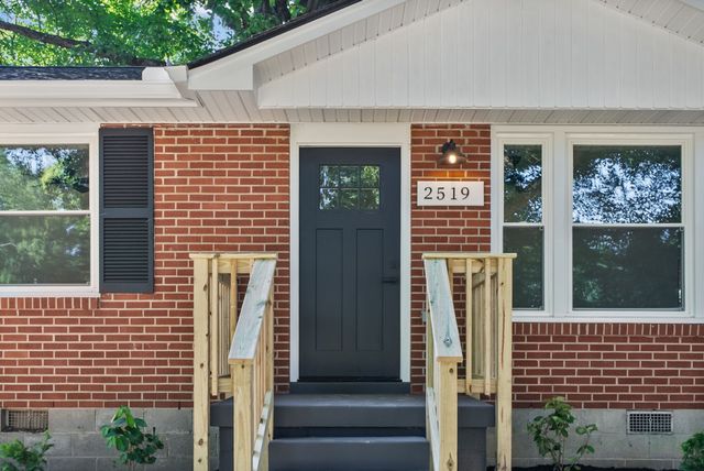 2519 Timberwood Dr, Clarksville, TN 37040