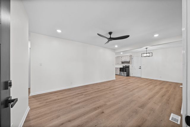 2519 Timberwood Dr, Clarksville, TN 37040