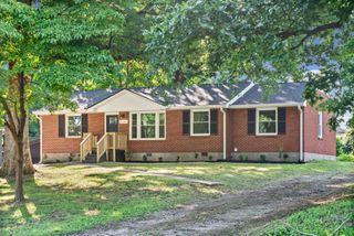 2519 Timberwood Dr, Clarksville, TN 37040