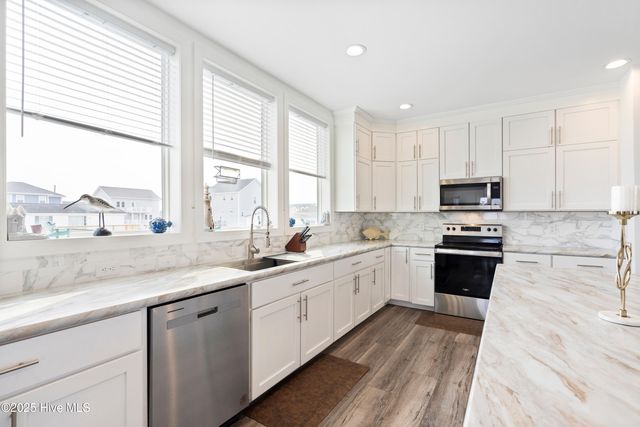 3011 3rd Street, Holly Ridge, NC 28445