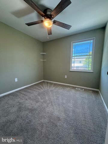 4834 VICKY RD, Baltimore, MD 21236