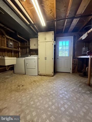 4834 VICKY RD, Baltimore, MD 21236