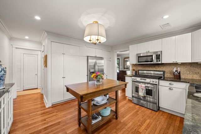1810 N McKinley Street, Little Rock, AR 72207