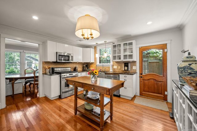 1810 N McKinley Street, Little Rock, AR 72207