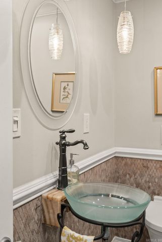 1810 N McKinley Street, Little Rock, AR 72207