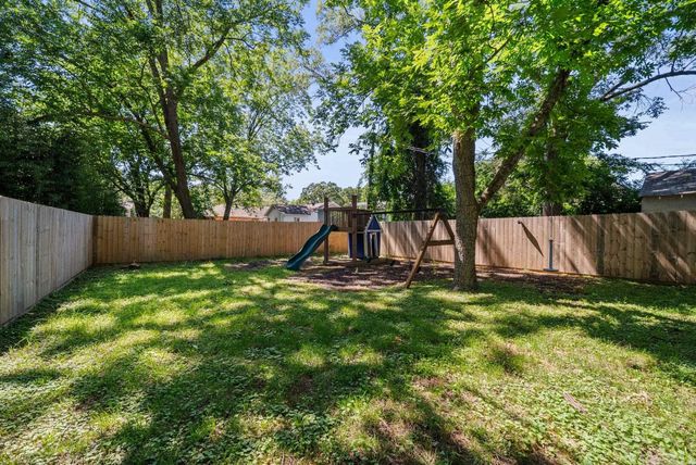 1810 N McKinley Street, Little Rock, AR 72207