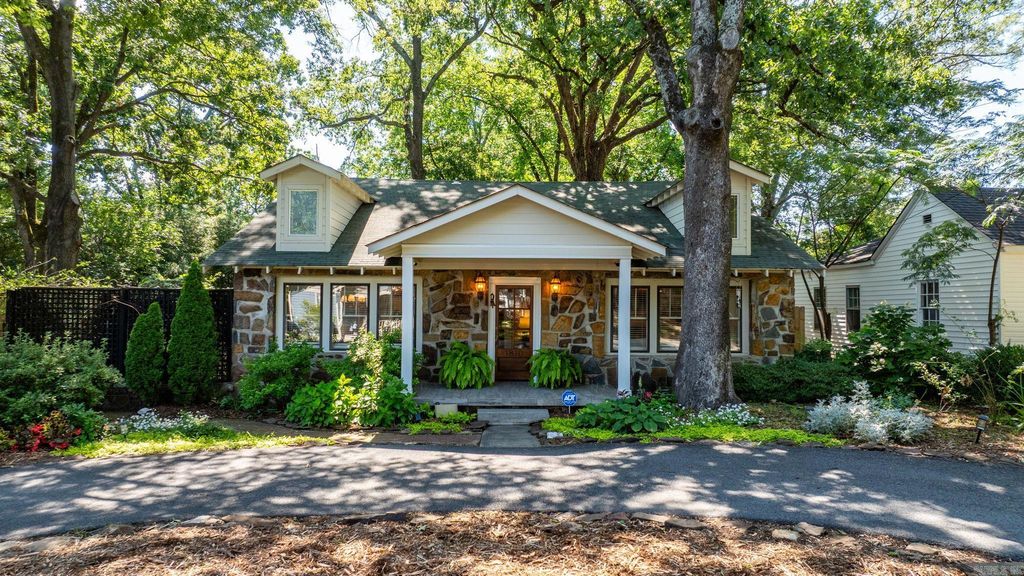 1810 N McKinley Street, Little Rock, AR 72207