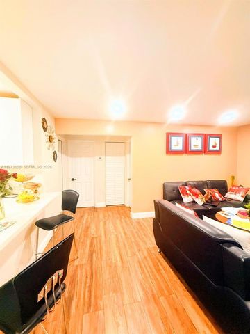 2281 NW 81st Ter, Miami, FL 33147