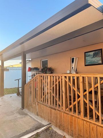 2281 NW 81st Ter, Miami, FL 33147