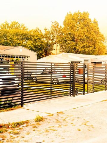 2281 NW 81st Ter, Miami, FL 33147