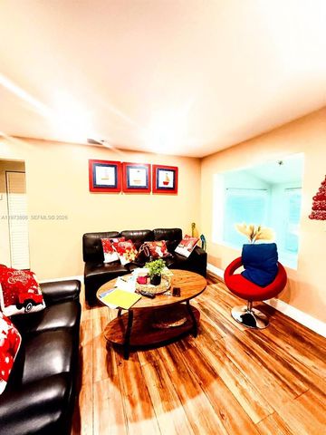 2281 NW 81st Ter, Miami, FL 33147