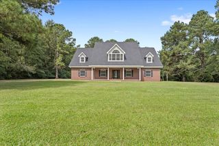 535 Graves Rd., Ellisville, MS 39437