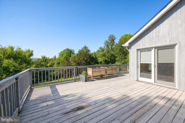 5 JAMES TRL, Gettysburg, PA 17325