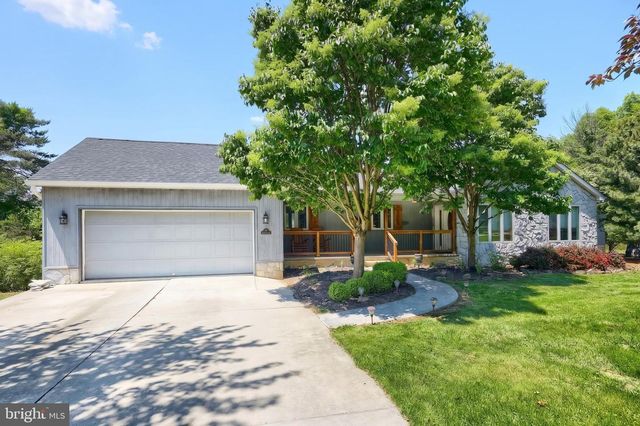 5 JAMES TRL, Gettysburg, PA 17325