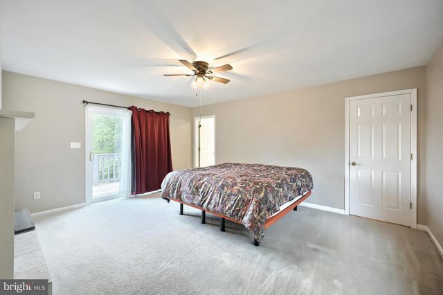 5 JAMES TRL, Gettysburg, PA 17325