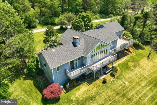 5 JAMES TRL, Gettysburg, PA 17325