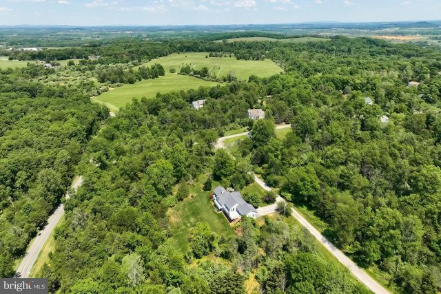 5 JAMES TRL, Gettysburg, PA 17325