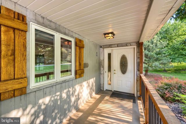 5 JAMES TRL, Gettysburg, PA 17325