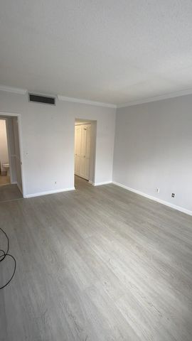 3230 S Ocean Boulevard C205, Palm Beach, FL 33480