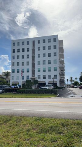 3230 S Ocean Boulevard C205, Palm Beach, FL 33480
