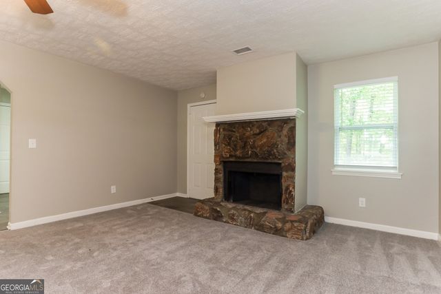 5819 S Quail Drive, Douglasville, GA 30135