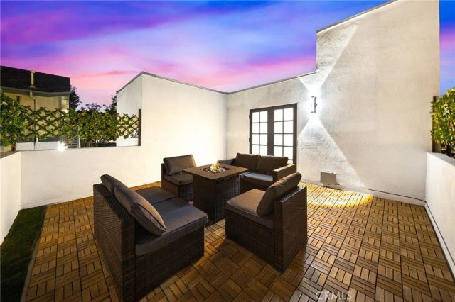 1081 Loma Avenue, Long Beach, CA 90804