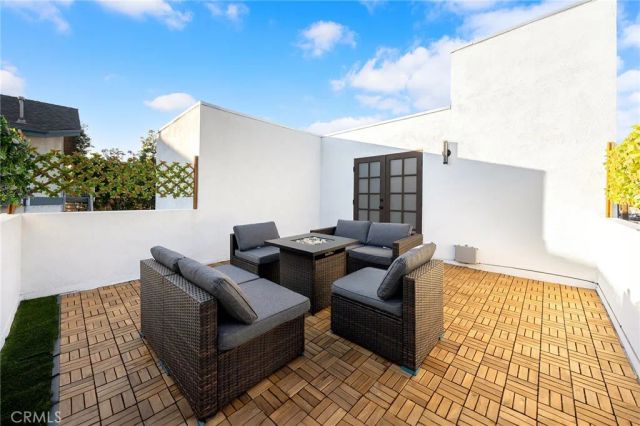 1081 Loma Avenue, Long Beach, CA 90804