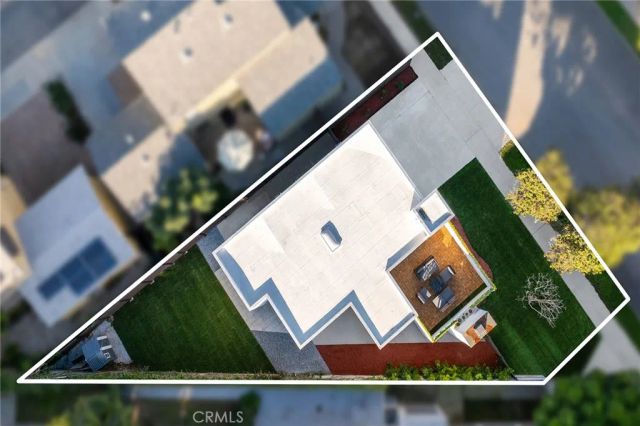 1081 Loma Avenue, Long Beach, CA 90804