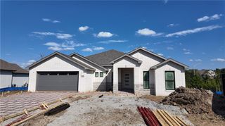 6635 McCormick Drive, Shawnee, KS 66226