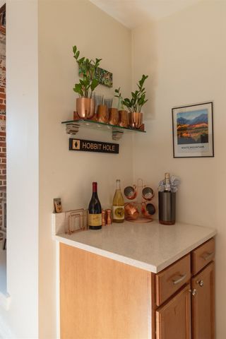 159 State St Apt 1B, Portsmouth, NH 03801