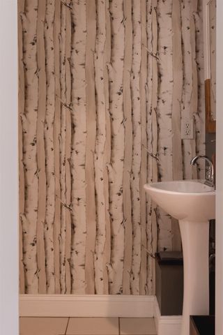 159 State St Apt 1B, Portsmouth, NH 03801