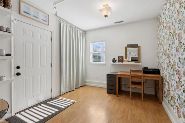 1888 Tolstoy DR, Virginia Beach, VA 23454