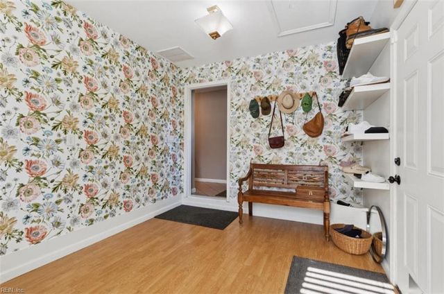 1888 Tolstoy DR, Virginia Beach, VA 23454