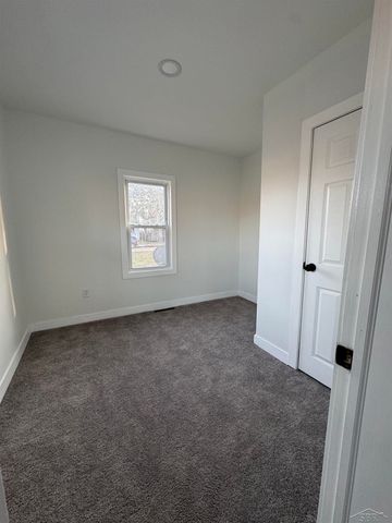 1919 Grout Street, Saginaw, MI 48602