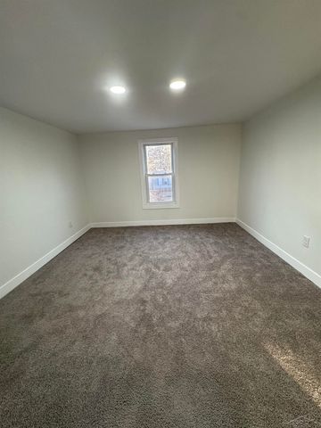 1919 Grout Street, Saginaw, MI 48602
