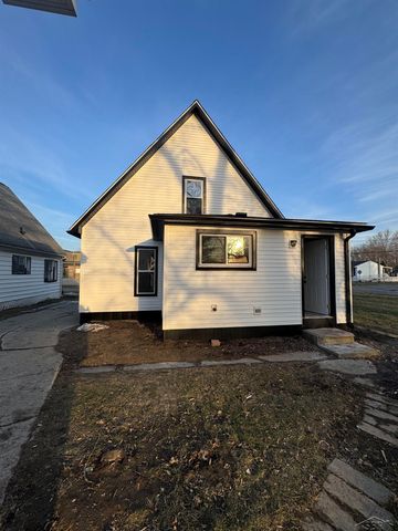 1919 Grout Street, Saginaw, MI 48602