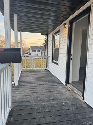 1919 Grout Street, Saginaw, MI 48602