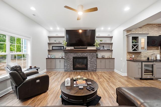 3472 Westbrook Place, Lewis Center, OH 43035
