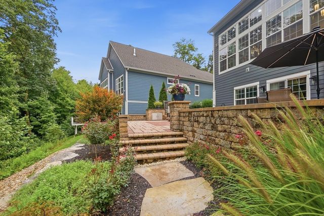 3472 Westbrook Place, Lewis Center, OH 43035