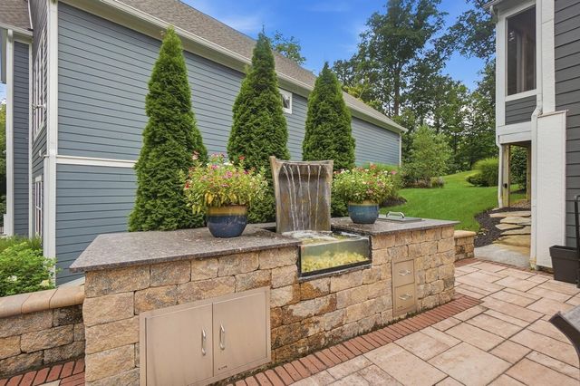 3472 Westbrook Place, Lewis Center, OH 43035