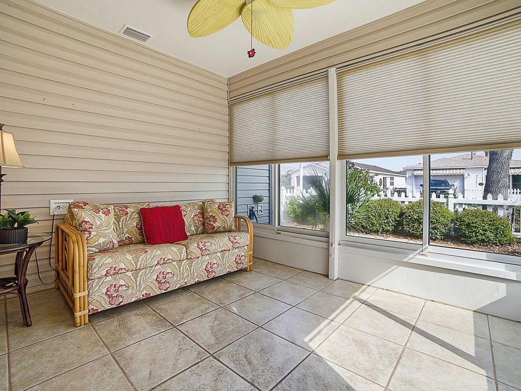 Image 3 of property listing at 1018 RIDGEVILLE ROAD, The Villages, FL 32162