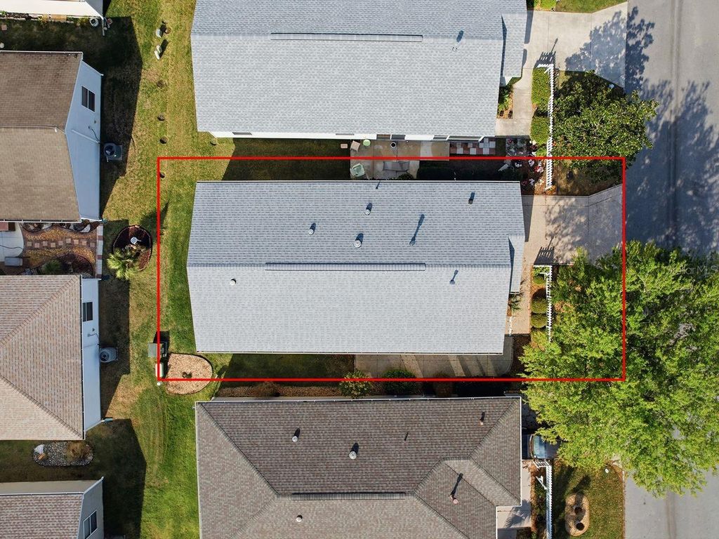 Image 23 of property listing at 1018 RIDGEVILLE ROAD, The Villages, FL 32162