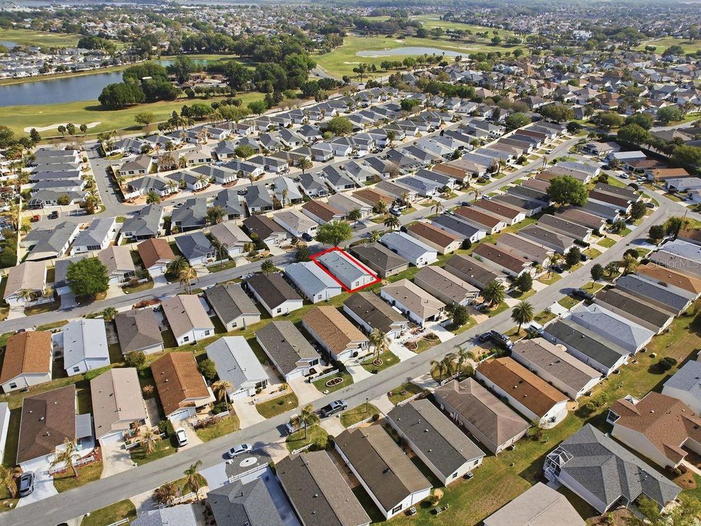 Image 28 of property listing at 1018 RIDGEVILLE ROAD, The Villages, FL 32162