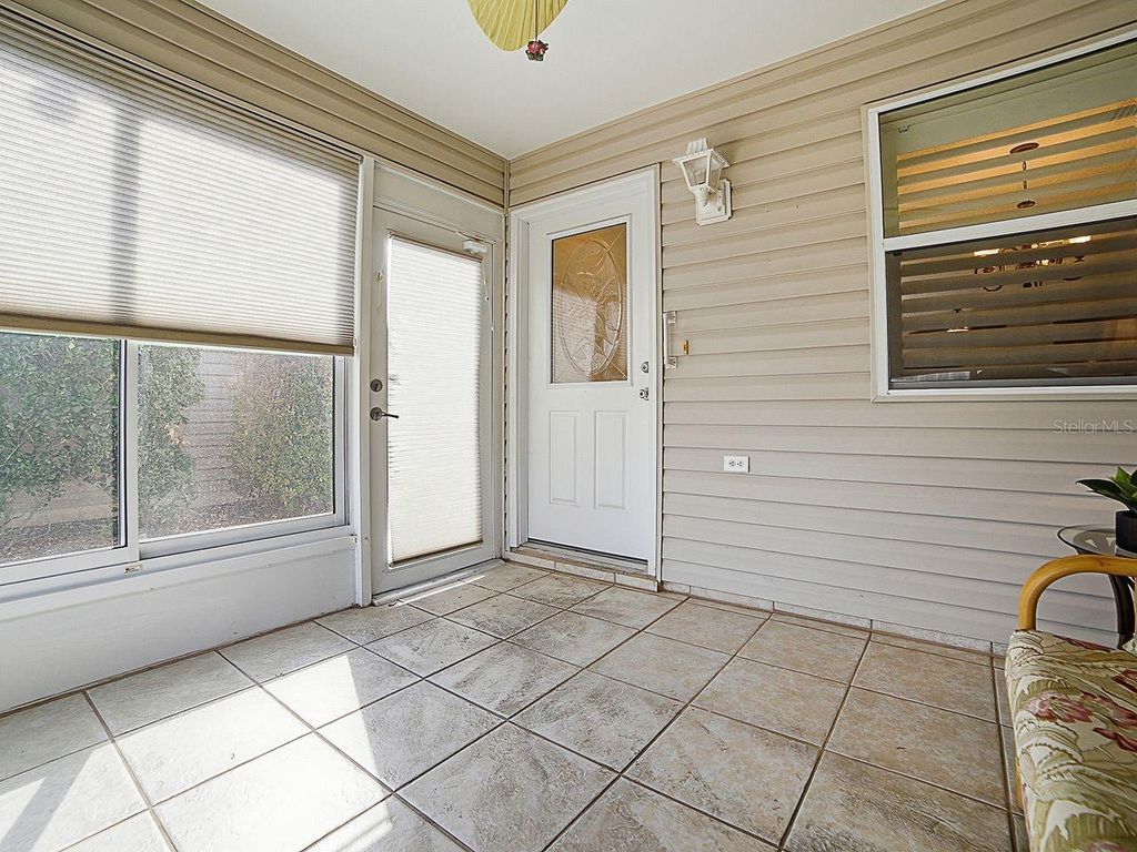 Image 4 of property listing at 1018 RIDGEVILLE ROAD, The Villages, FL 32162