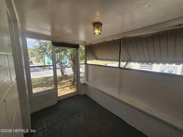 1025 POWHATTAN Street, Jacksonville, FL 32209