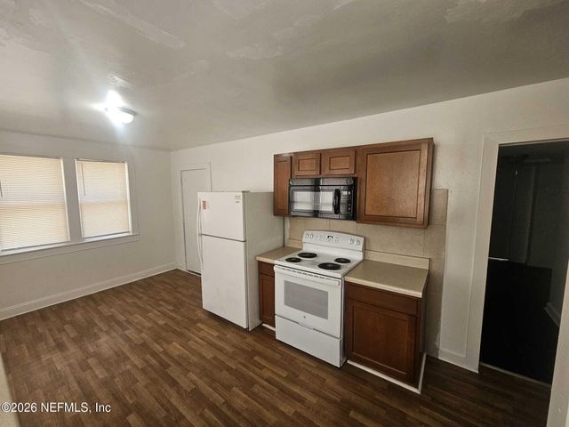 1025 POWHATTAN Street, Jacksonville, FL 32209