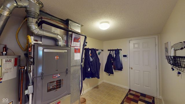 8017 Wildcat Run Lane, Indianapolis, IN 46239
