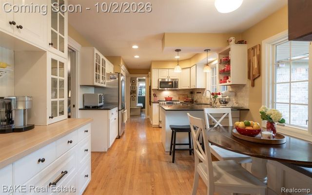 9200 Colony Farm Drive, Plymouth, MI 48170